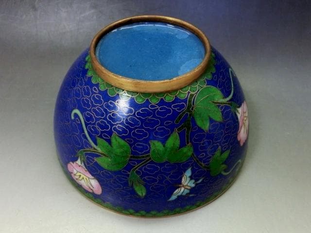 茶碗□銅胎有線七宝 藍地 七宝 朝顔 蝶紋 青 碗 ぐい呑み