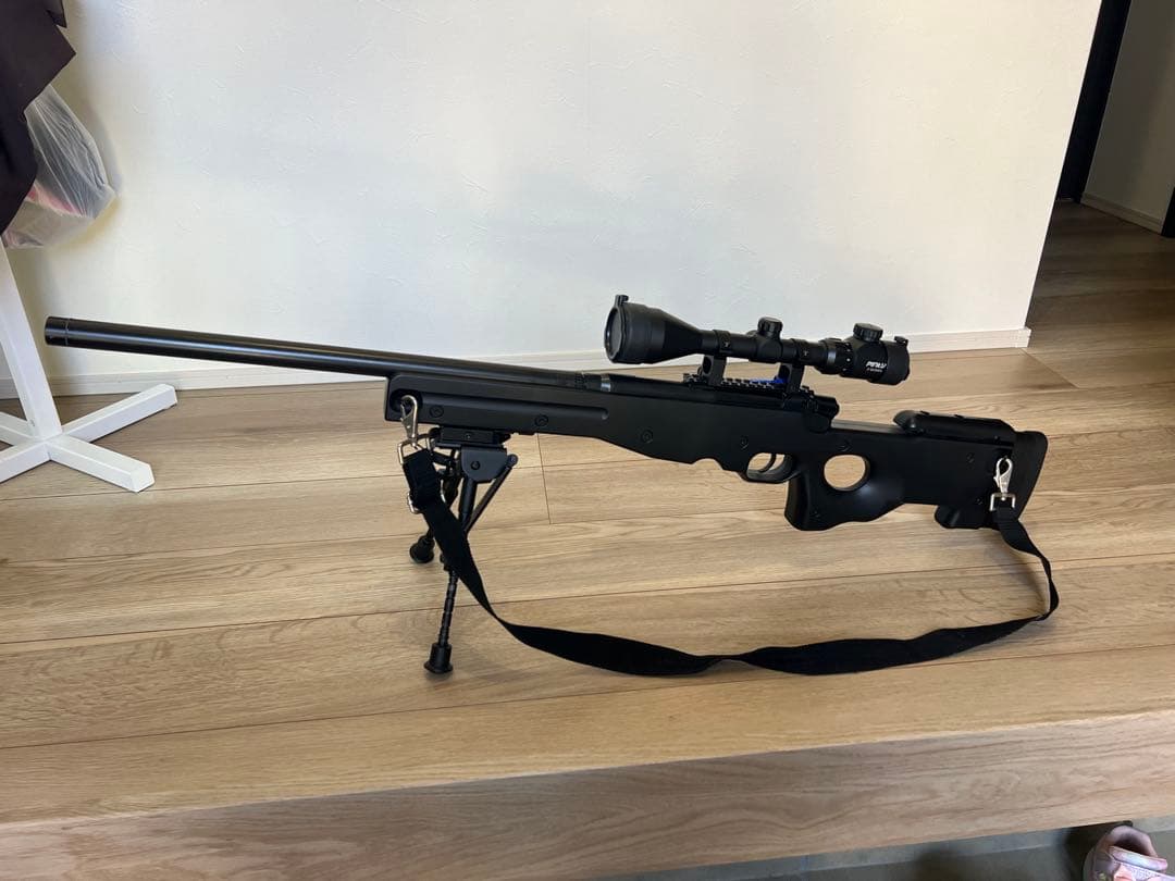 クラウンモデル　TYPE96 シニア　エアーコッキングライフル　マガジン2個