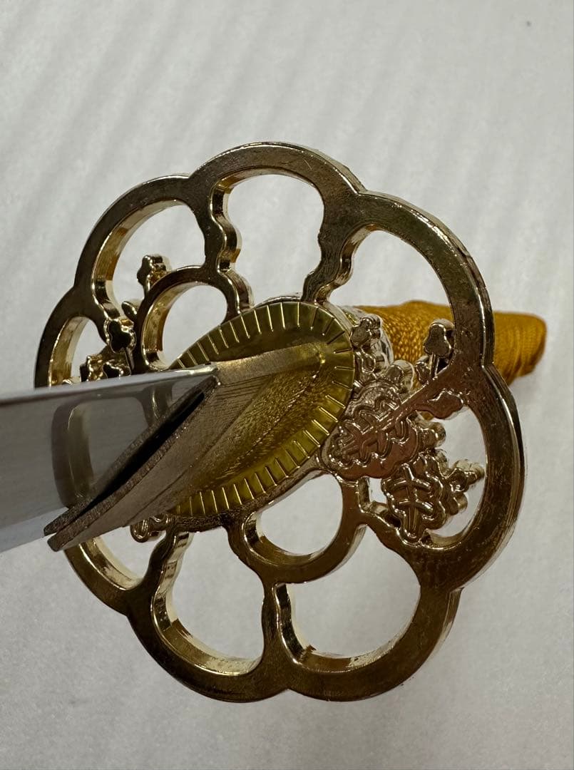 新品 模造刀　打刀 金鞘　コスプレ 鞘付き長さ約105cm 26A3