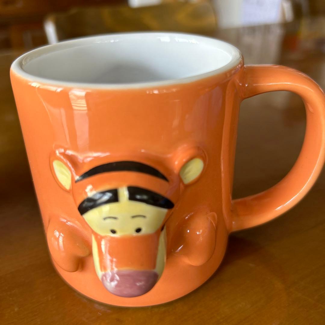 廃盤！ディズニーランド プーさん＆ティガー 立体マグカップ - メルカリ