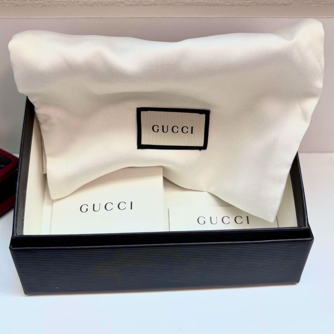 GUCCI 二つ折り財布　マーモント　キルティング　レザー　ブラック