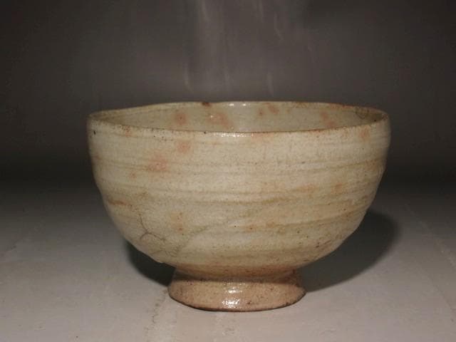 古萩茶碗 八重霞 裏千家十三代 円能斎花押の逸品 r402 - メルカリ