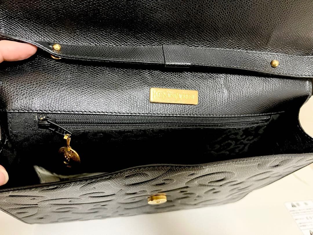YSL ブラック ショルダーバッグ