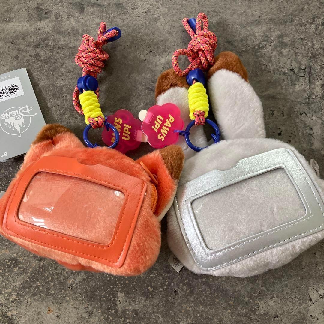 ディズニー　ズートピア　ポシェット　パスケース　ジュディ　ニック☆