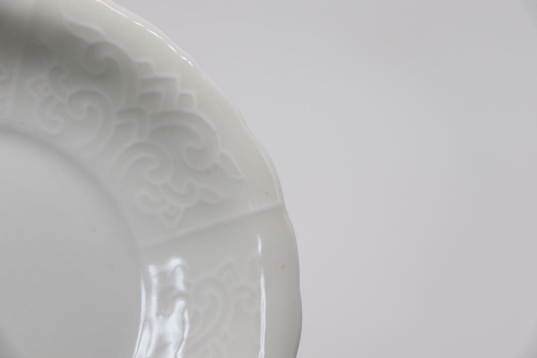 中国　清時代　徳化白磁陽刻紋花口小皿2点　送料込み0125