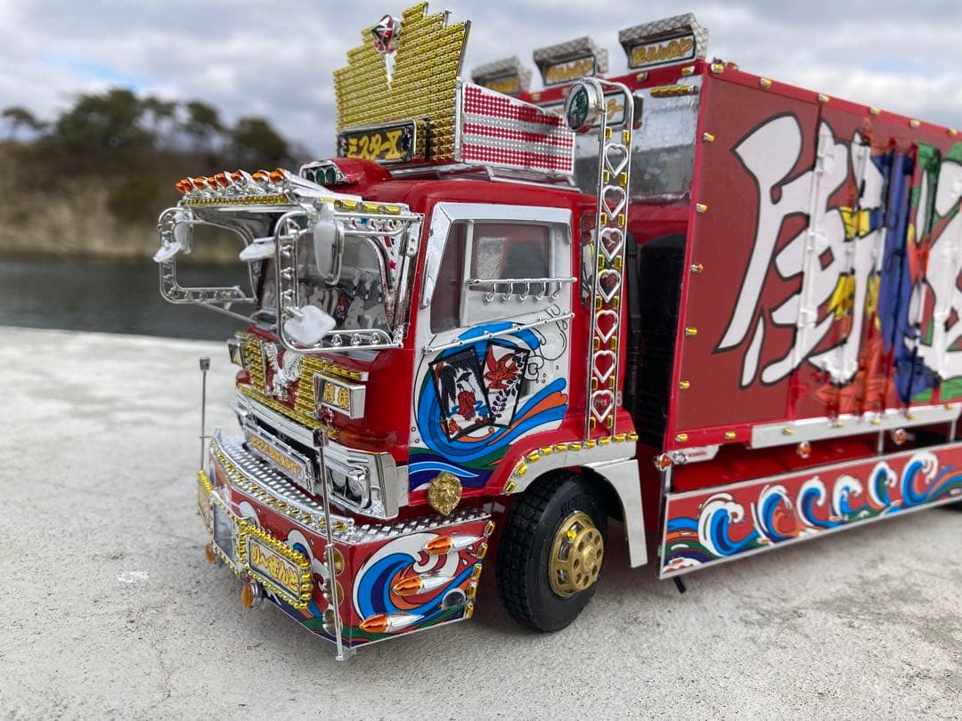 デコトラプラモデル完成品押田運送ミスターX - メルカリ