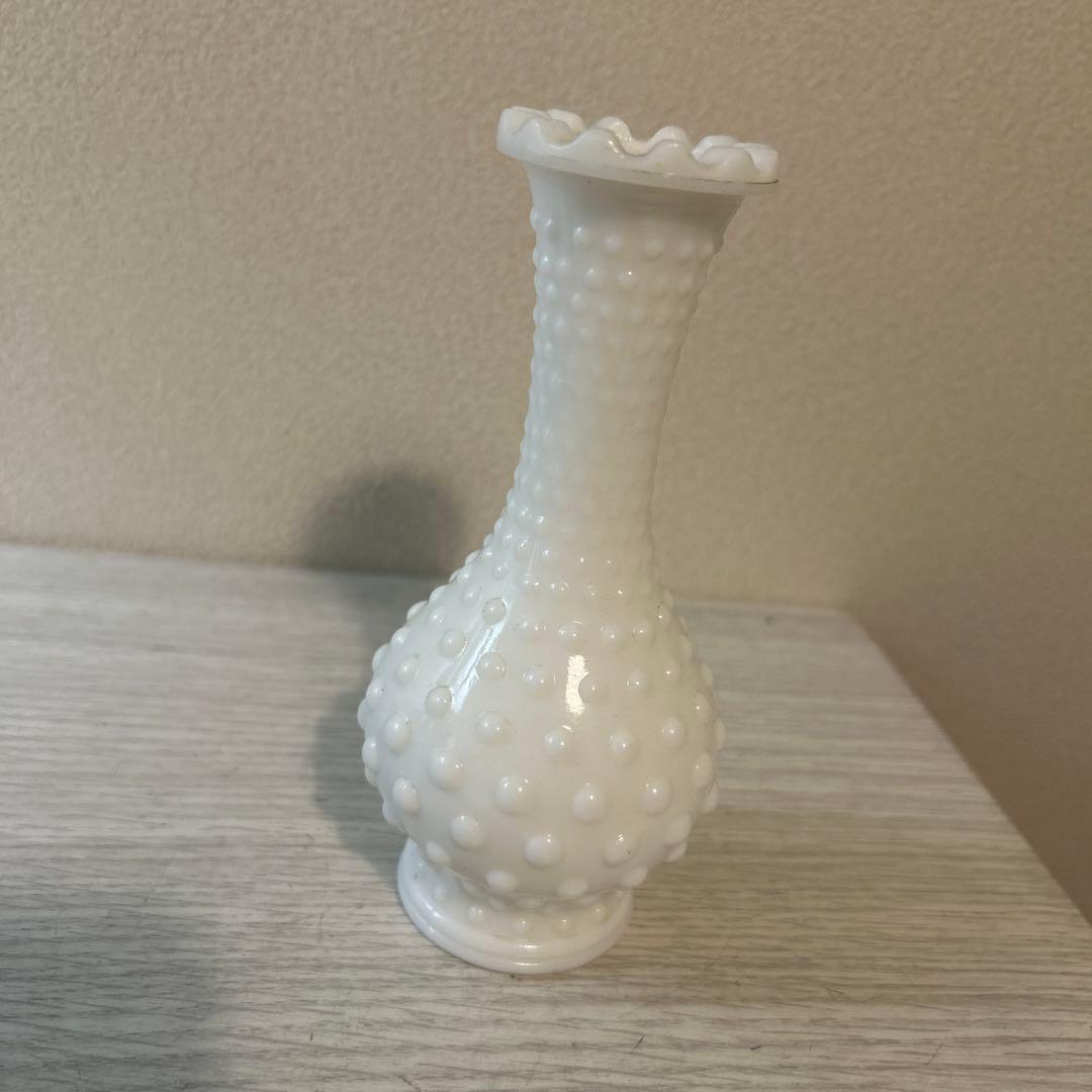 アメリカ ヴィンテージ ミルクガラス 花瓶 フラワーベース 一輪挿し