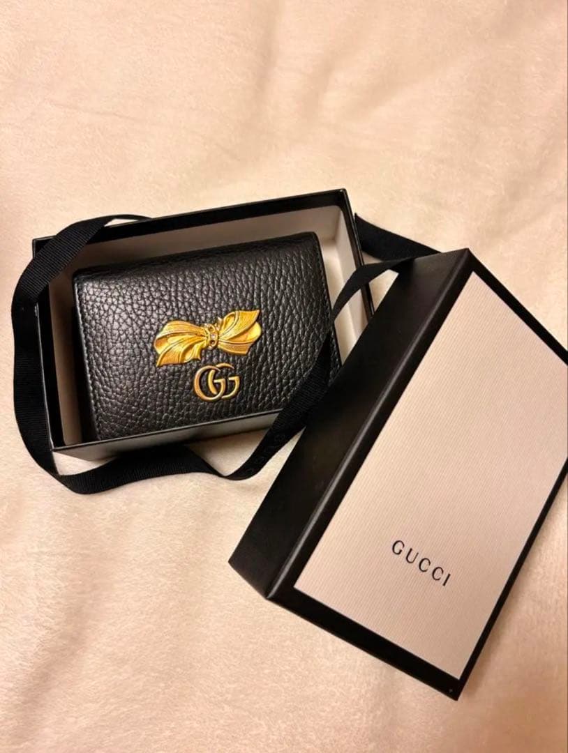 Gucci】リボンモチーフ 二つ折り財布