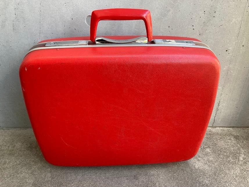 サムソナイト＊ヴィンテージスーツケース赤 昭和レトロ - メルカリ