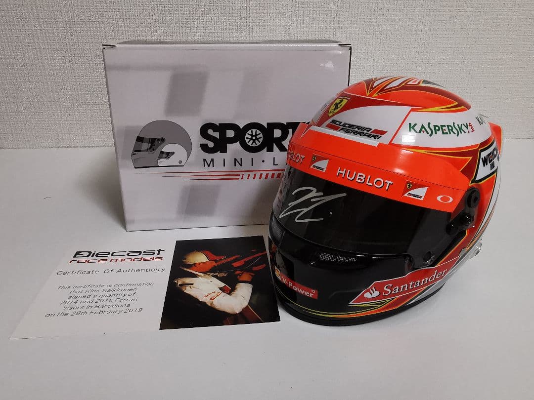 キミ・ライコネン 直筆サイン入り フェラーリ 1/2 レプリカヘルメット F1