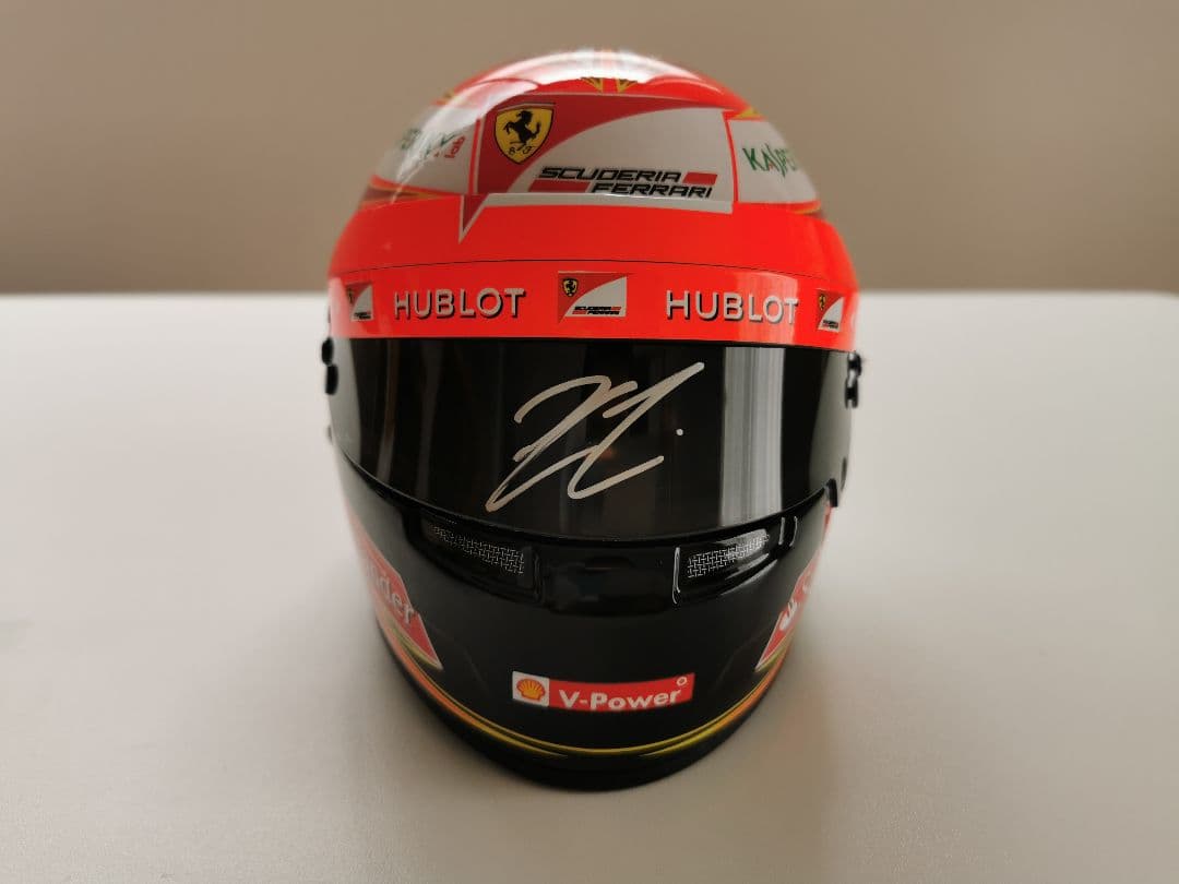 キミ・ライコネン 直筆サイン入り フェラーリ 1/2 レプリカヘルメット F1