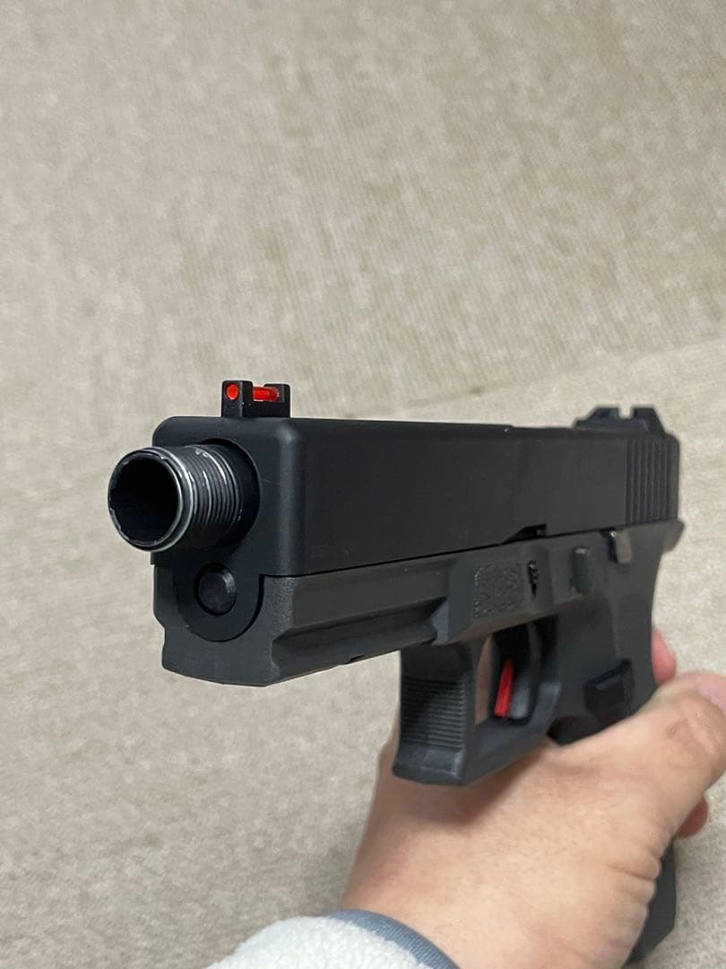 ストライカー9Q QUELL CO2ガスガン Carbon8