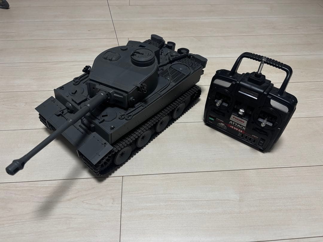 タミヤ ラジコン・タイガーⅠ(初期型)1/16 完成品