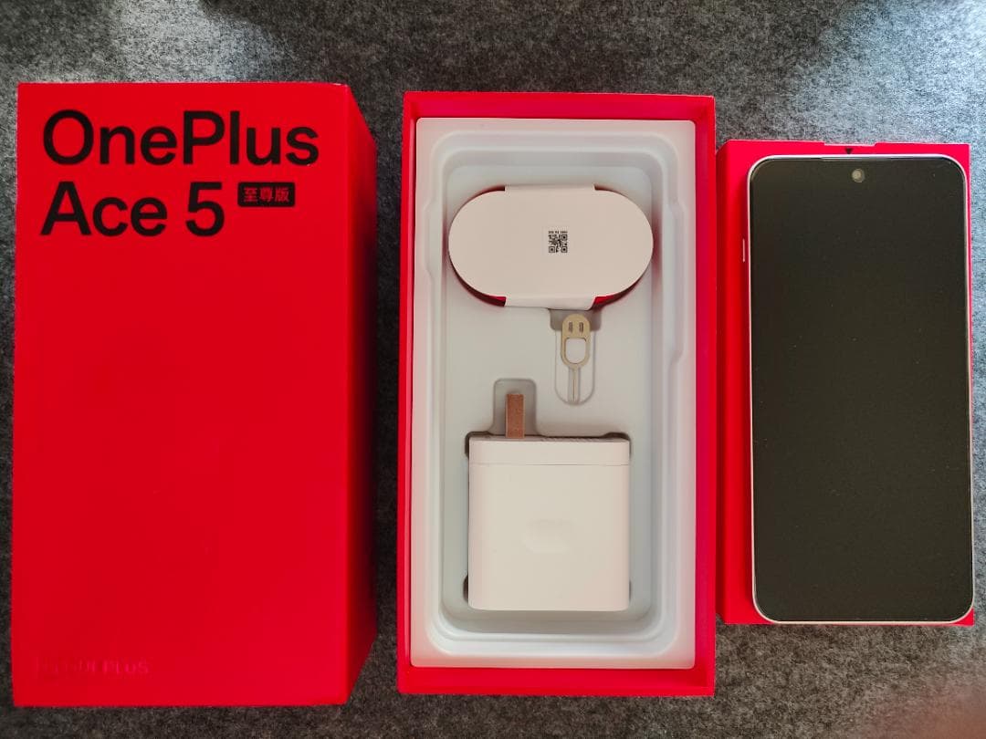 OnePlus Ace 5 ultra 12GB/256GB チタニウム