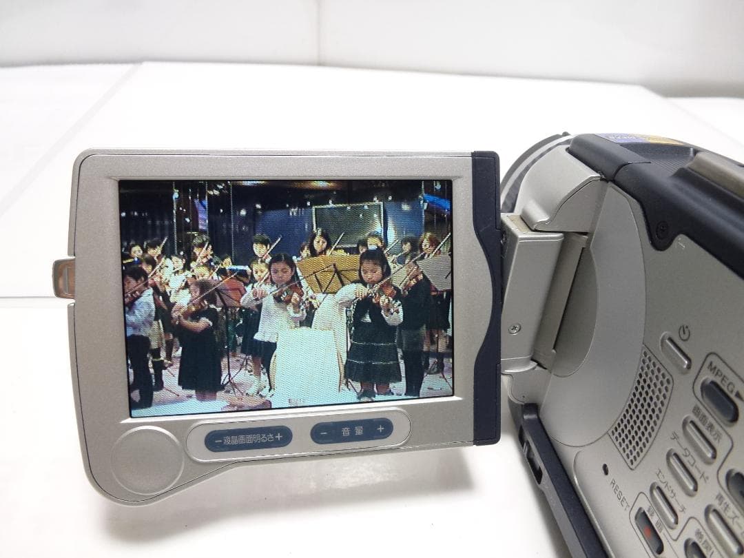 動作品 Mini DV　ソニーデジタルビデオカメラ　SONY DCR-TRV30