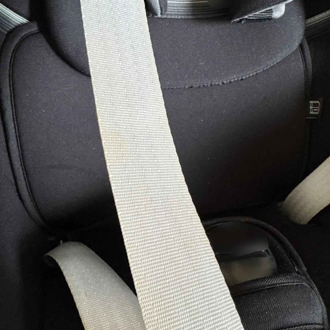 cybex ブラック チャイルドシート sirona s