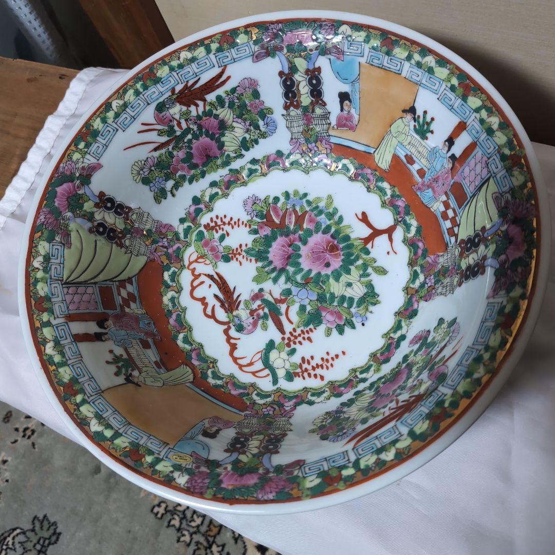 中国明時代五彩花、人物図特大丼 - メルカリ