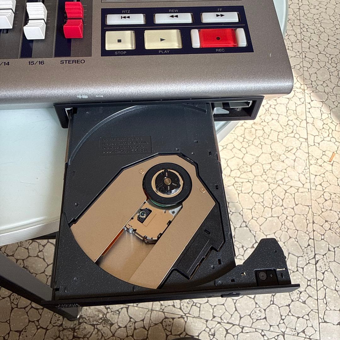 【CD-Rドライブ付】YAMAHA AW16G マルチトラックレコーダー