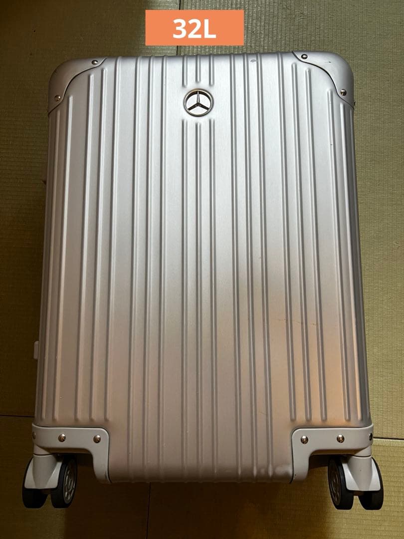 メルセデスベンツ『スーツケース 32L 4輪』TSA ロック機内持ち込み可