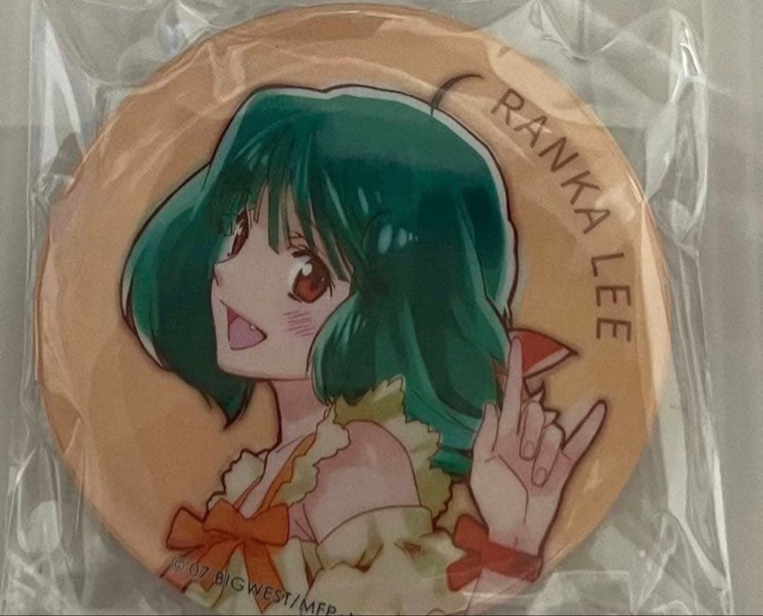 AX2025 マクロス オールスター 缶バッジ ランカ ② マクロスF - メルカリ