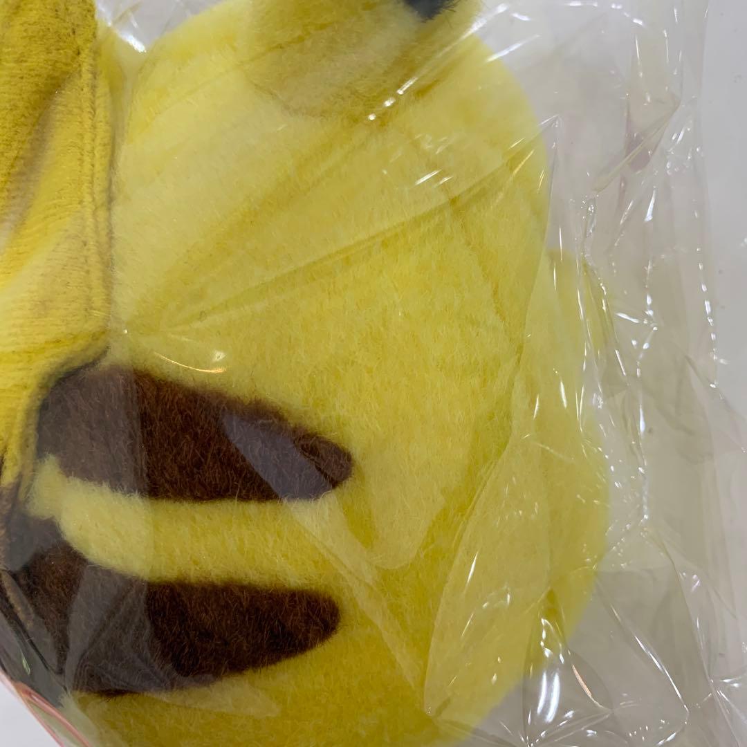 ピカチュウ　ぬいぐるみ　タカラトミー　TOMY