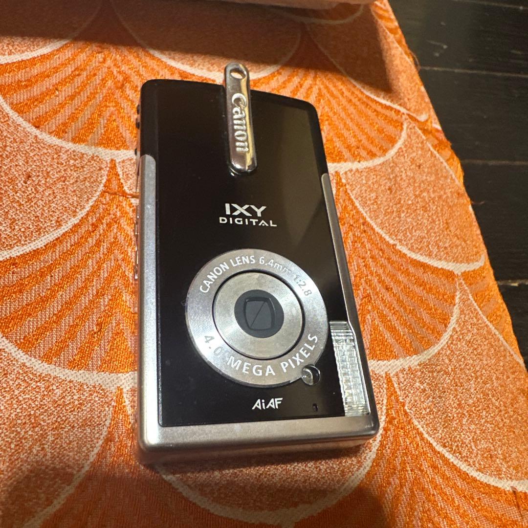 入手困難品 IXY digital 30周年 モデル 化粧ケース 当時品