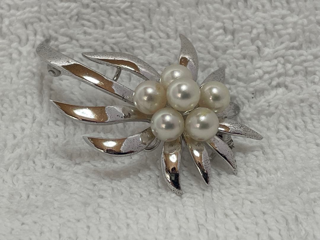 395【ミキモト】シルバー パール ブローチ ハート 箱付き ミキモト