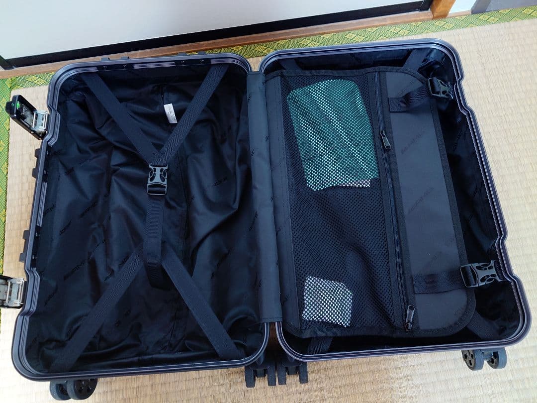 メルセデスベンツ AMG 33L スーツケース キャリーバッグ 中古】73YA