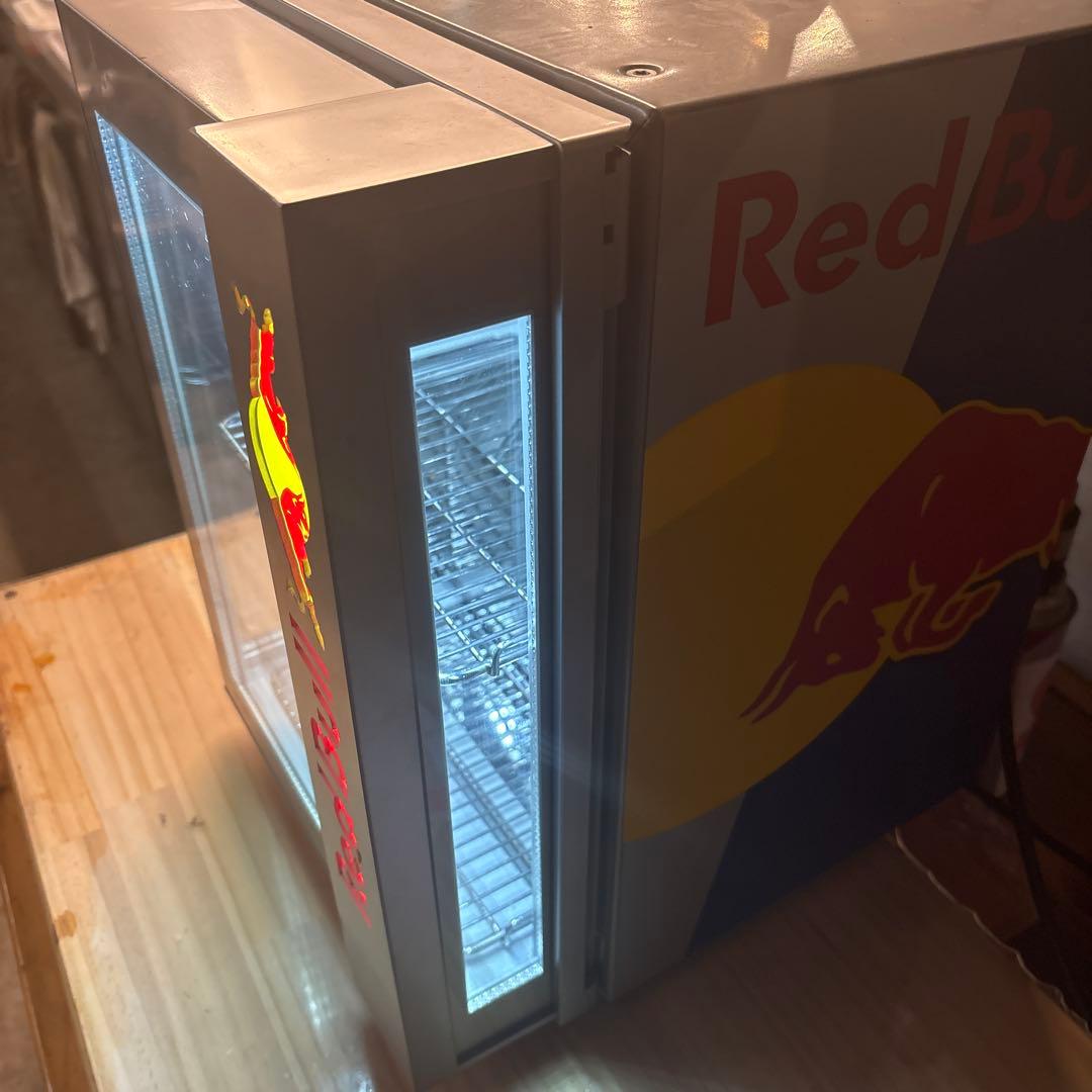 Red Bull 冷蔵庫 ガラス扉 2段