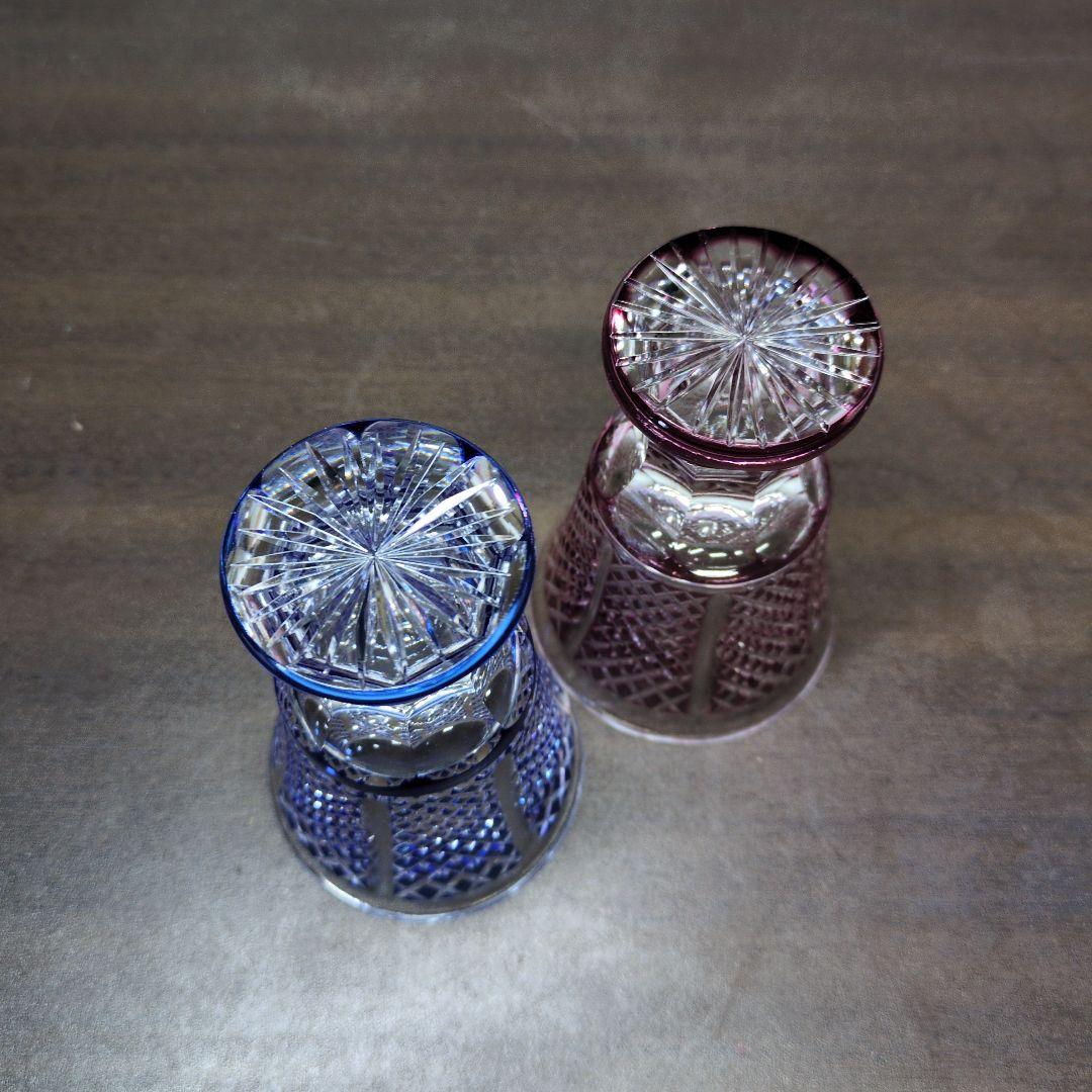 カメイガラス 紗綾切子 高杯 ペア 共箱 酒器 - メルカリ