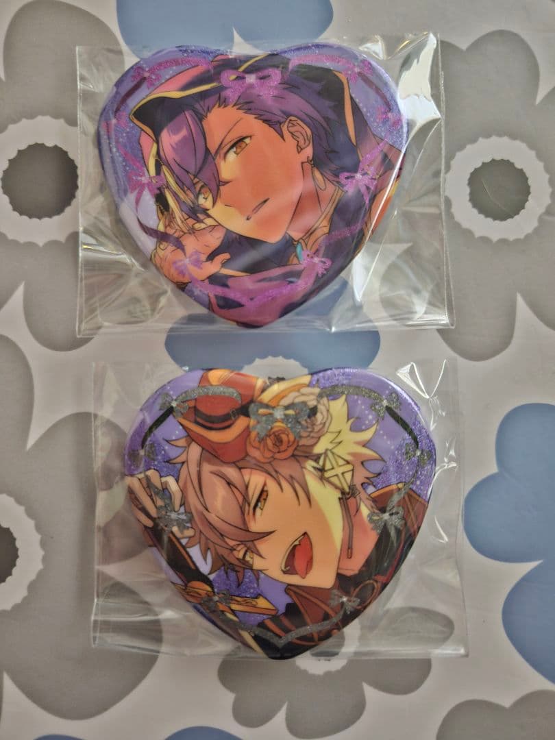 あんスタ ラメキラハート缶バッジ アドニス 晃牙 - メルカリ