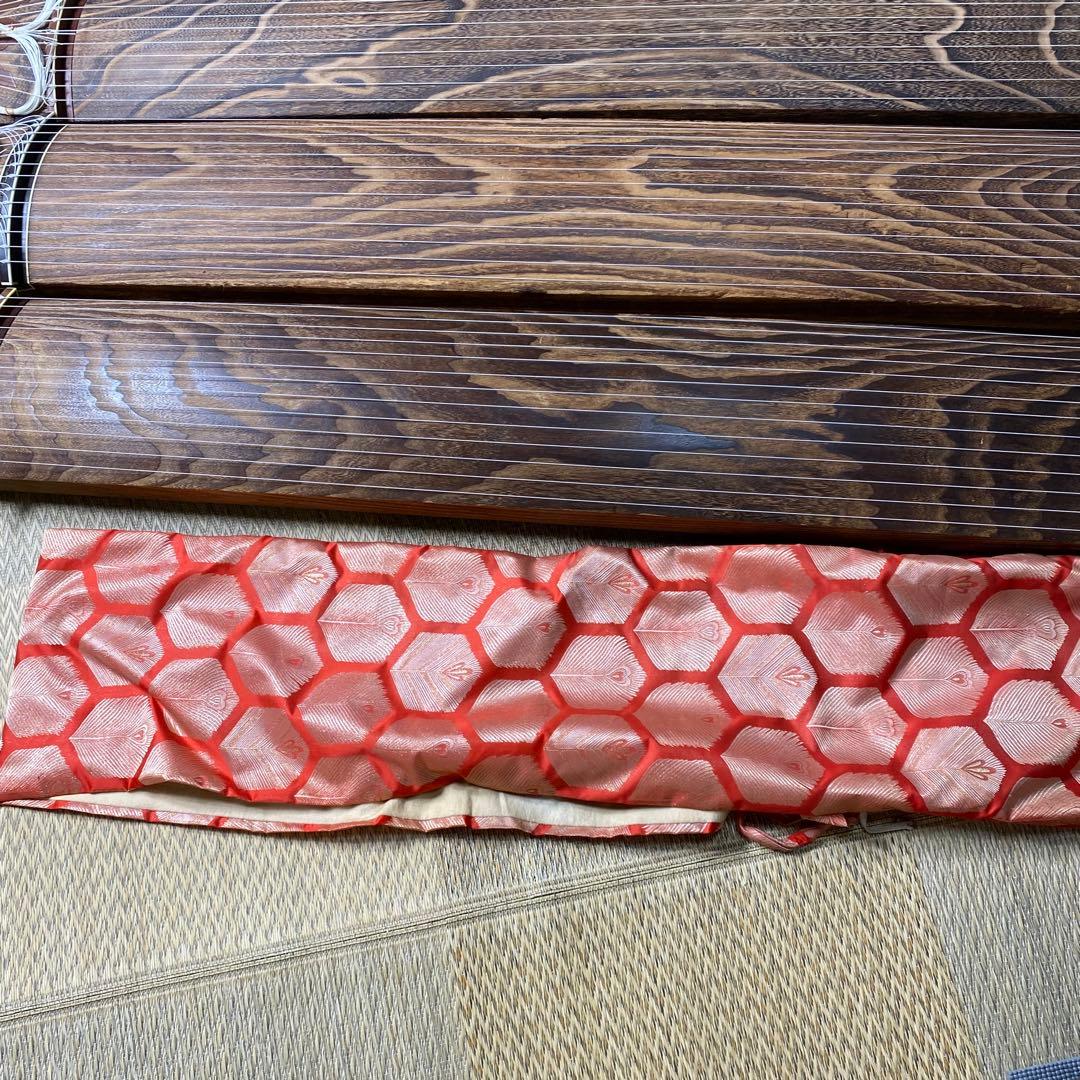 良品 4面セット売りです お琴 13弦 すだれ彫り 琴柱・ユタン【発送条件