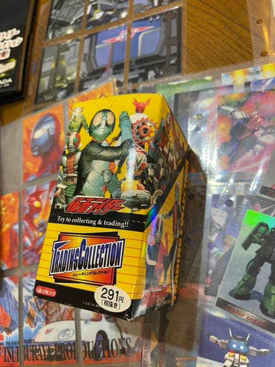 仮面ライダー　ウルトラマン　カード　いろいろ　せどり