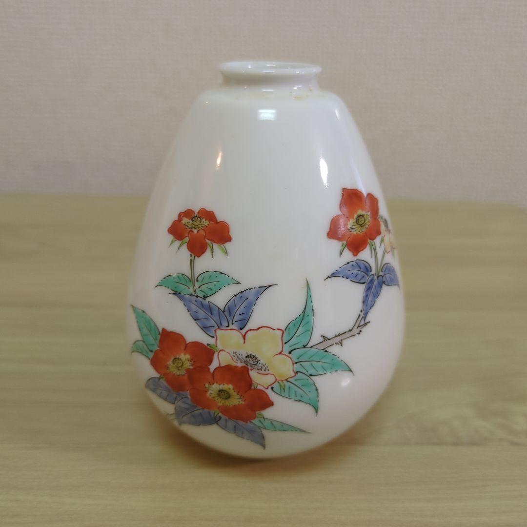 十四代 酒井田柿右衛門 錦 苺花文 一輪差 共箱