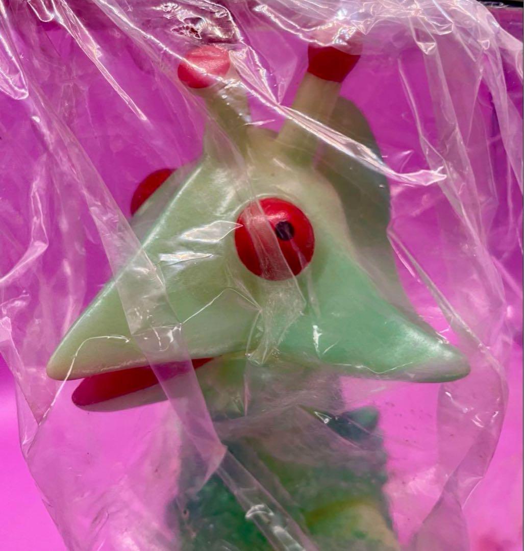 マルサン ギララ イリサワ限定畜光版 ソフビ人形 デッドストック 未開封 新品 マルサン ギララ イリサワ限定畜光版 ソフビ人形 デッドストック