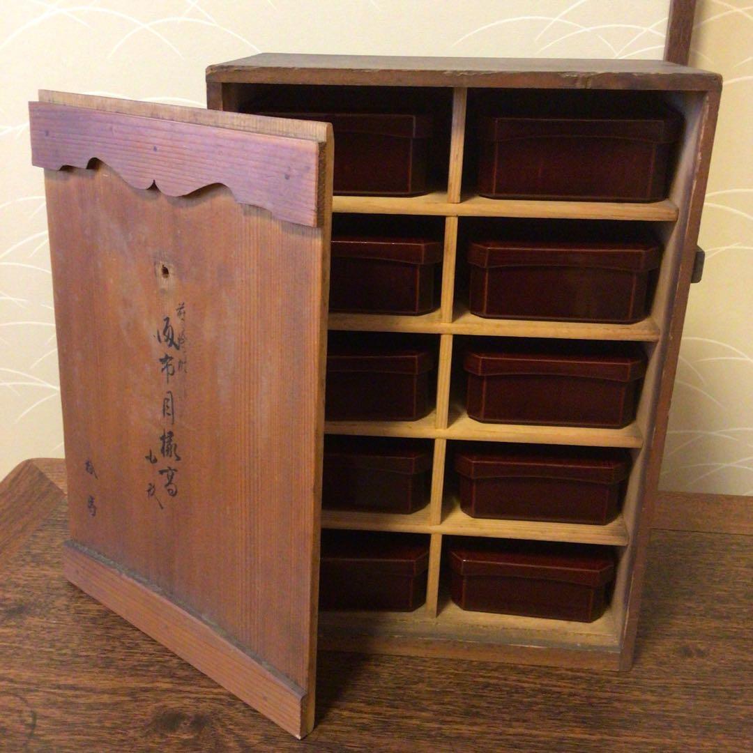 茶道具　小型　縁高　縁高重箱　10客揃え　共箱付き　菓子入れ　漆器　骨董品　茶道
