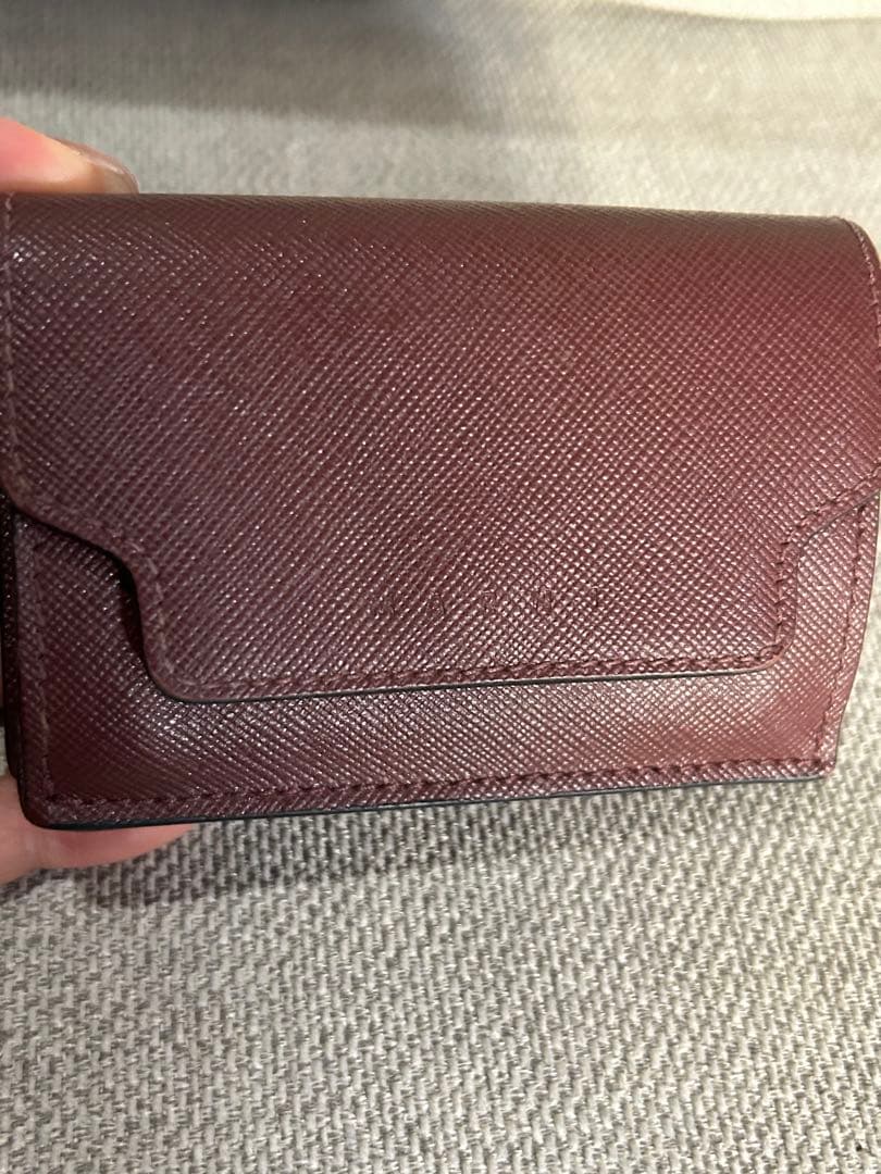 MARNI レザー製三つ折り財布 バーガンディ