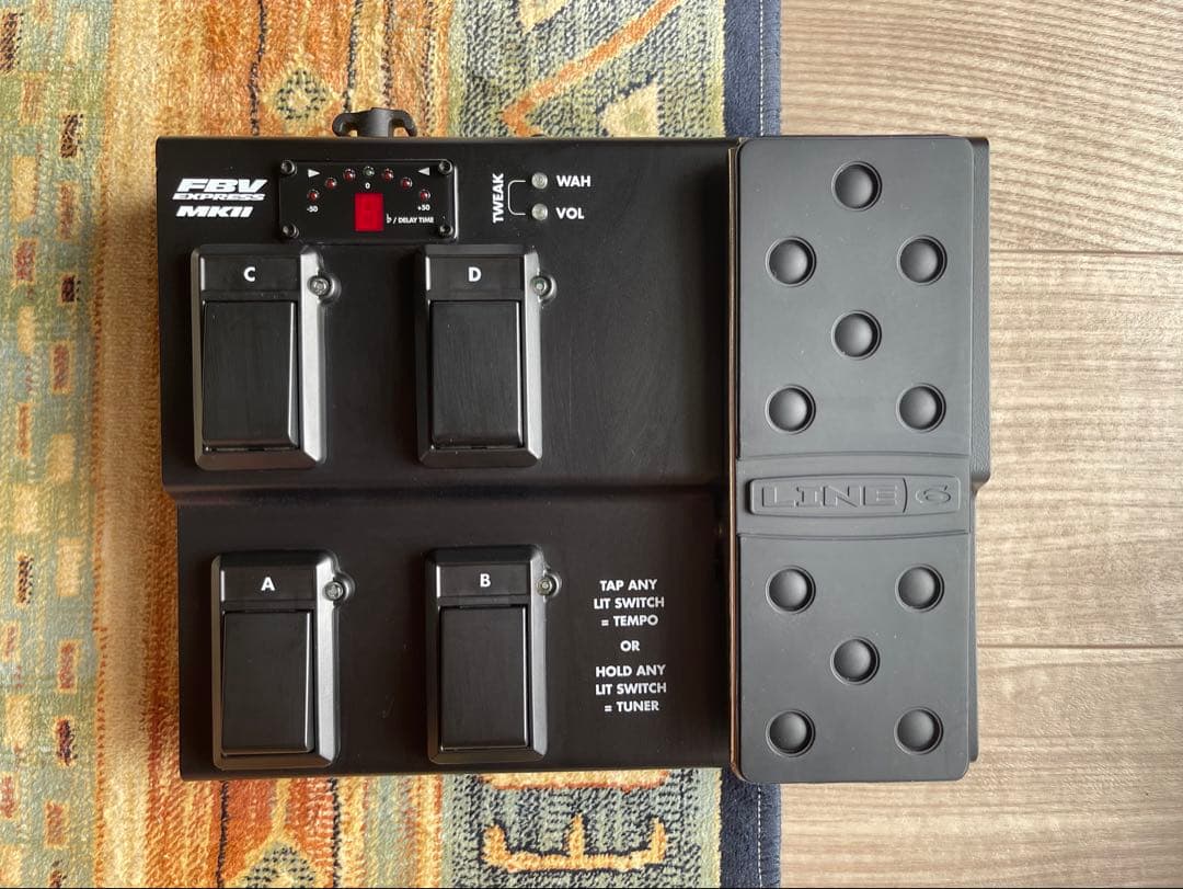 箱、ケーブル付】 LINE6 FBV EXPRESS MKII フットスイッチ