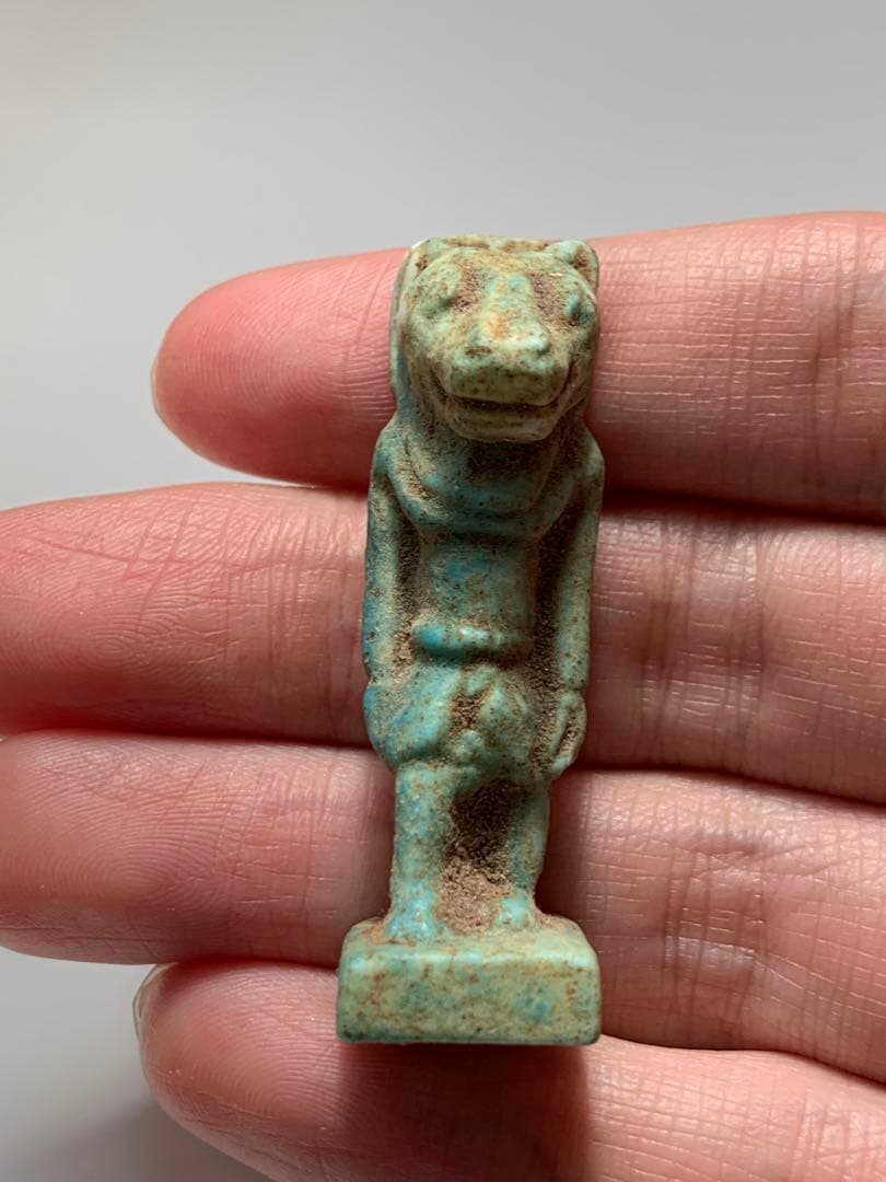 古代エジプト 副葬品 ファイアンス ガンダーラ ウシャブティ 出土