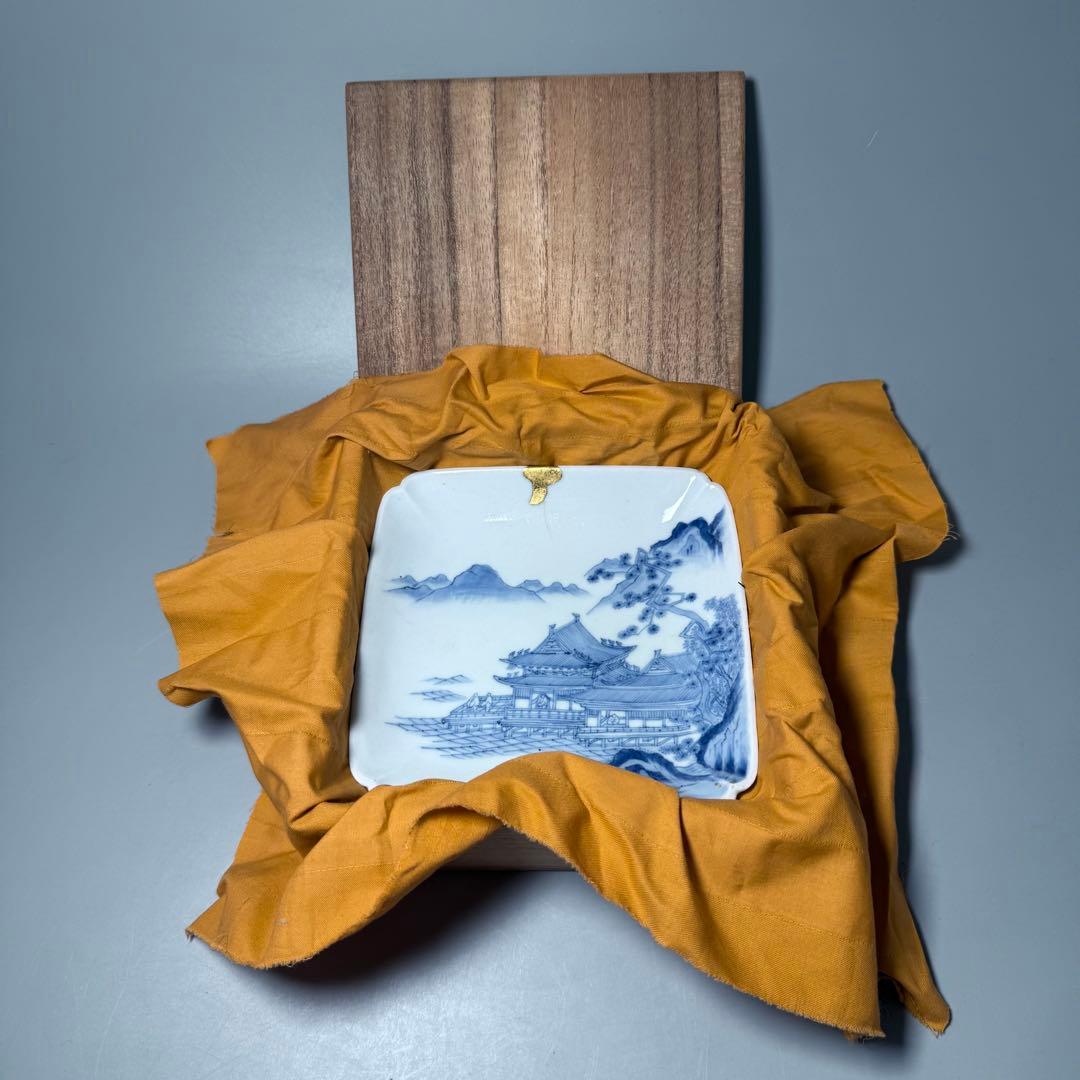 後期鍋島 江戸後期 染付楼閣山水図四方皿 共箱 緻密な絵