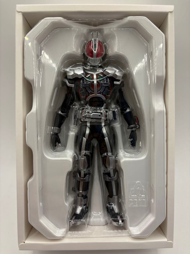 S.H.Figuarts 真骨頂　仮面ライダーファイズ　アクセル