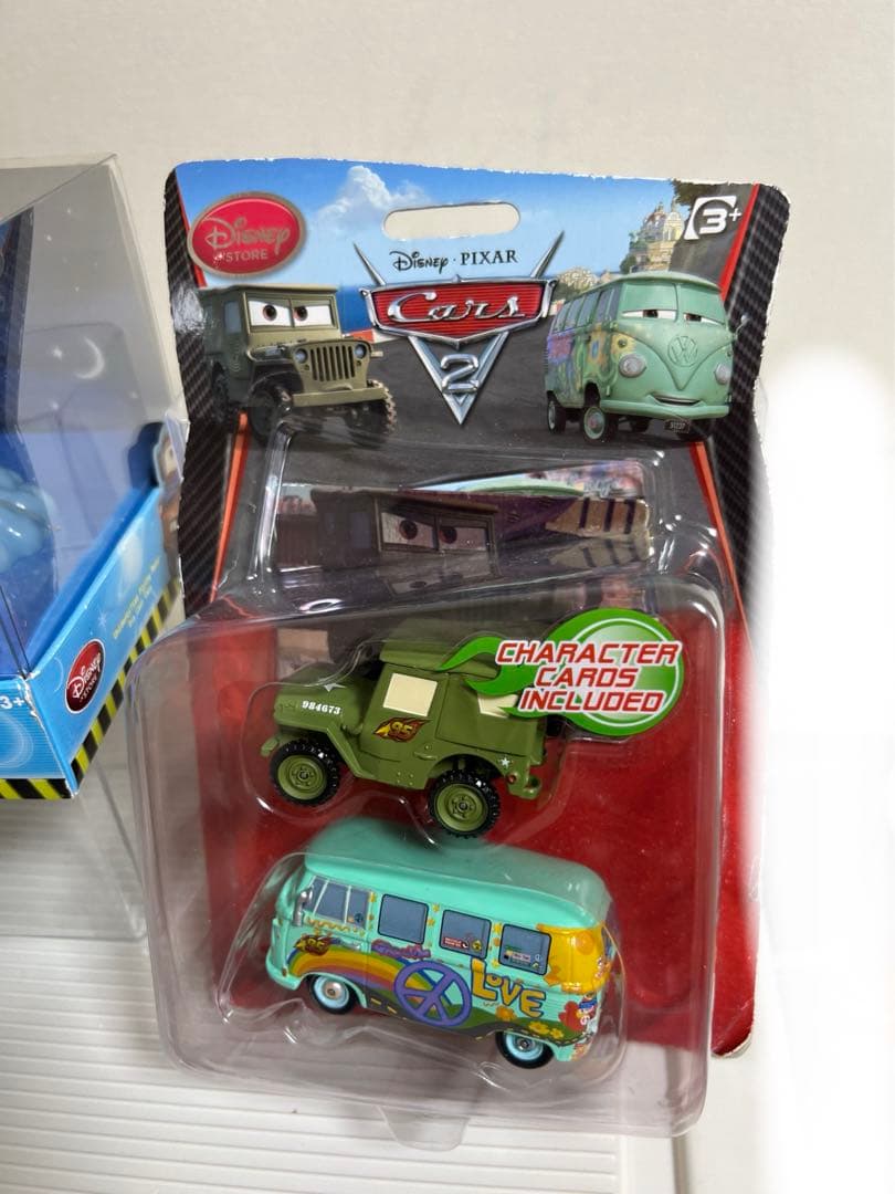 カーズ、ミニカー、メート、メーター、サージ、フィルモア（ディズニーストアー）