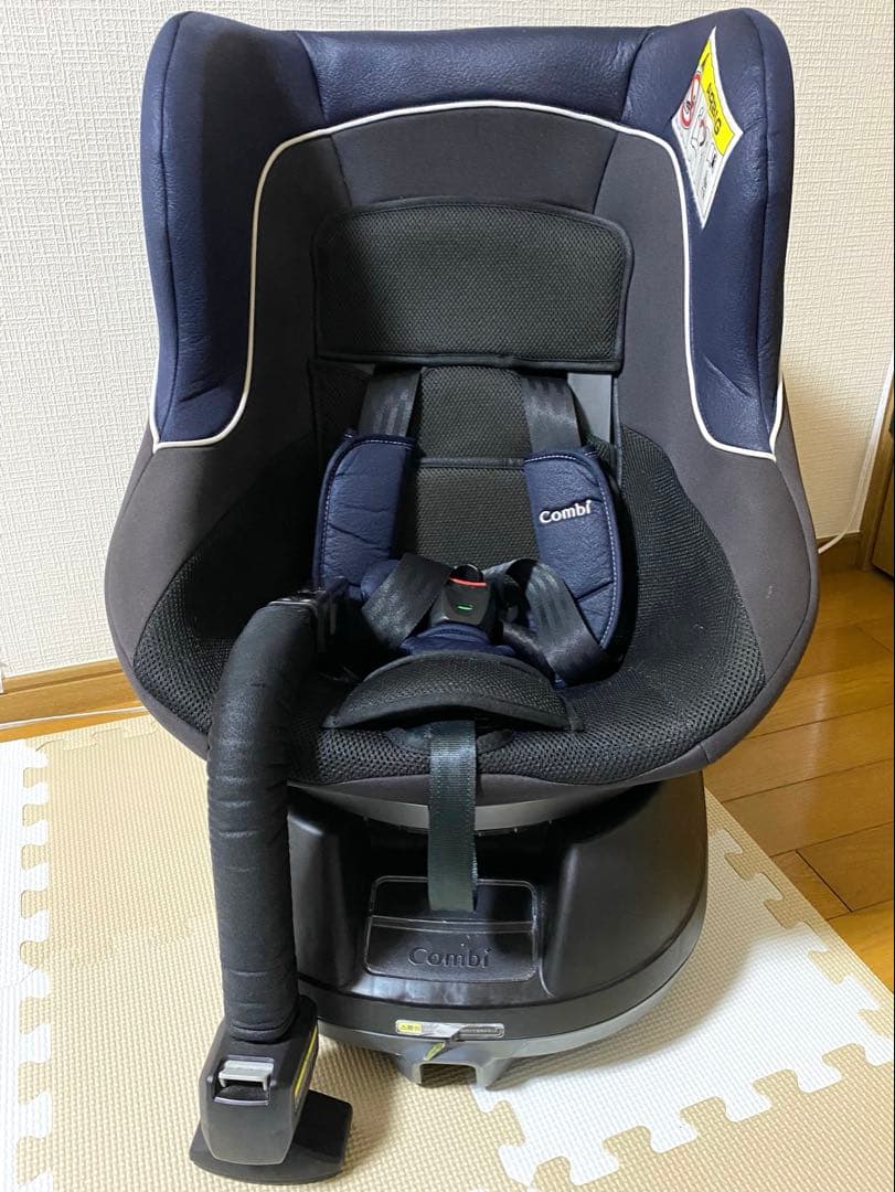 Combi 回転式チャイルドシート ネイビー 新生児対応 CG-CTG - メルカリ