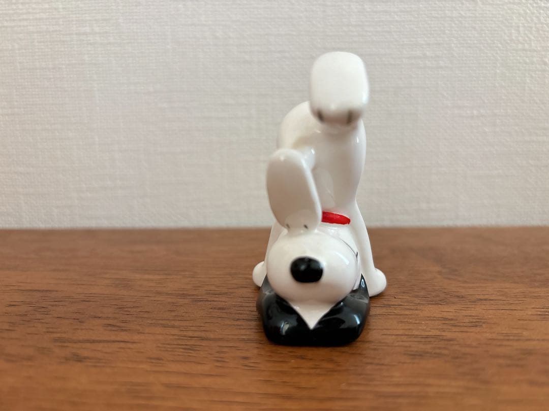 スヌーピーPEANUTS タンブリング陶器フィギュア