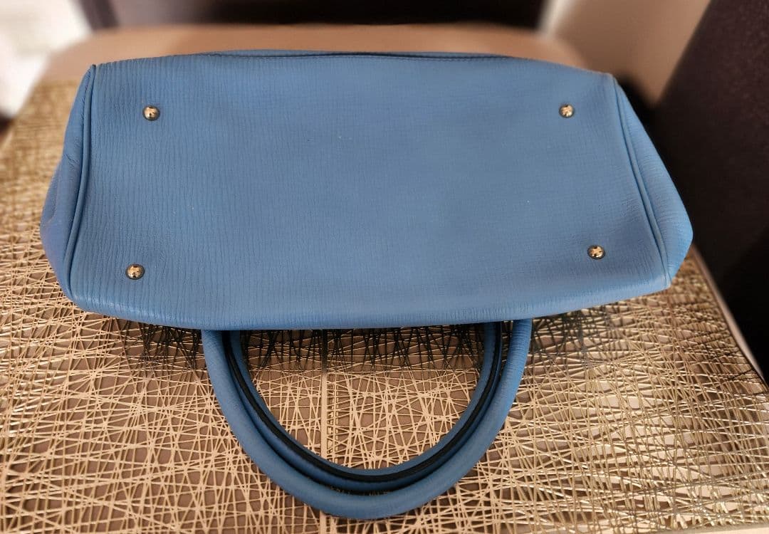 マックスマーラ ハンドバック&トートバック (マルゴー) ターンロック金具