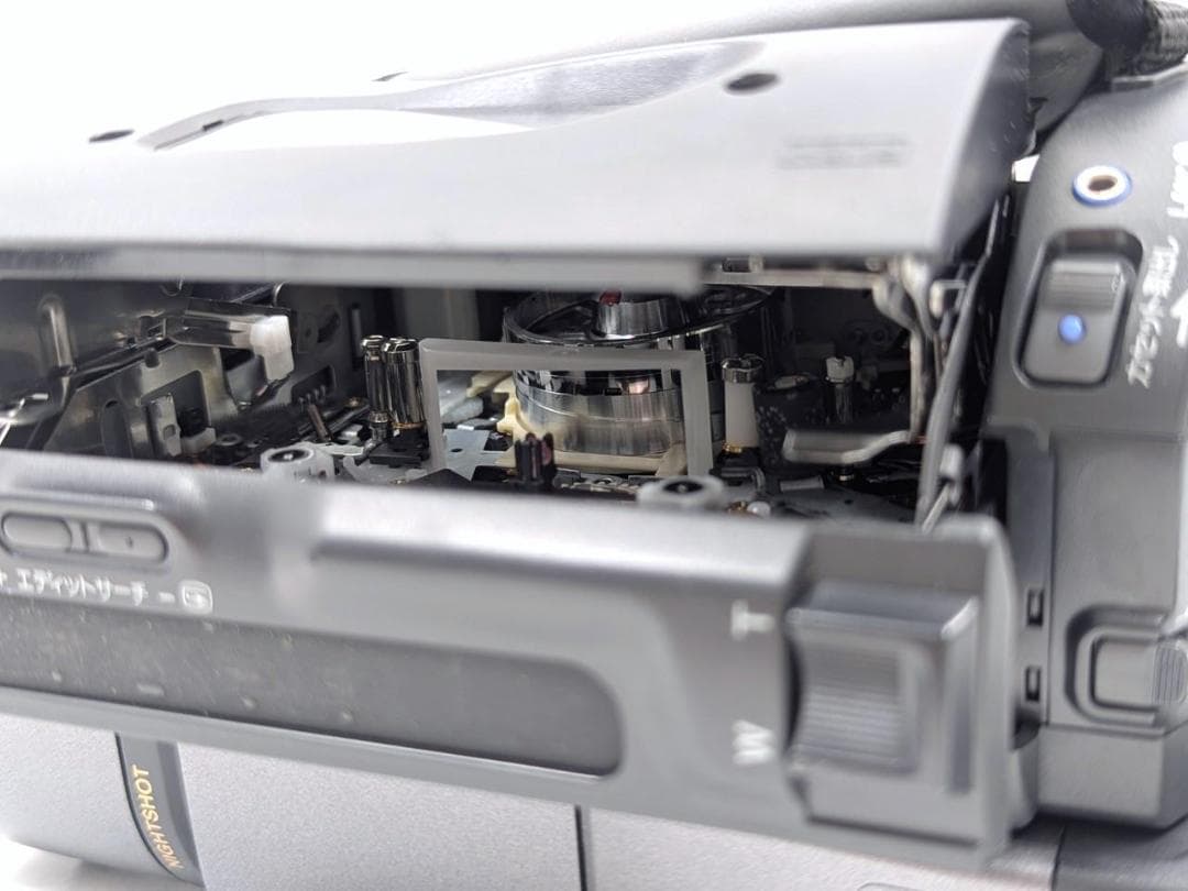 8mmテープのダビングに！ SONY ビデオカメラ CCD-TRV425 02