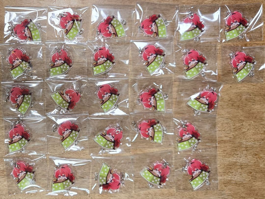 ピンズ・ピンバッジ・缶バッジ ayako