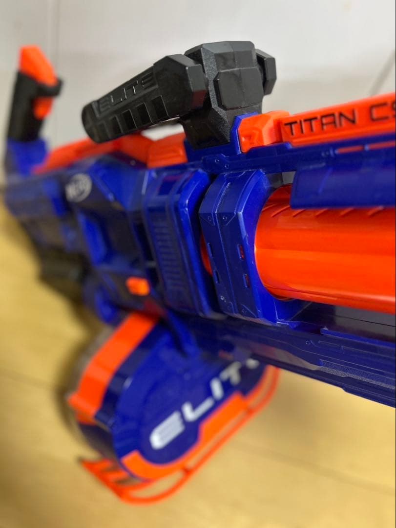 r*1様 (激レア）NERF Titan CS-10 トイガン 80発マガジン
