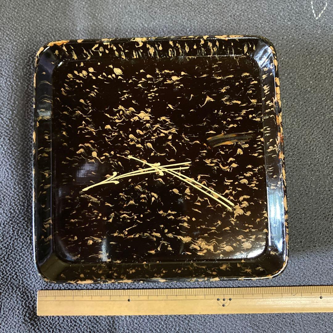 松葉柄 漆塗菓子器揃 ビロードに覆われた木箱入り5品