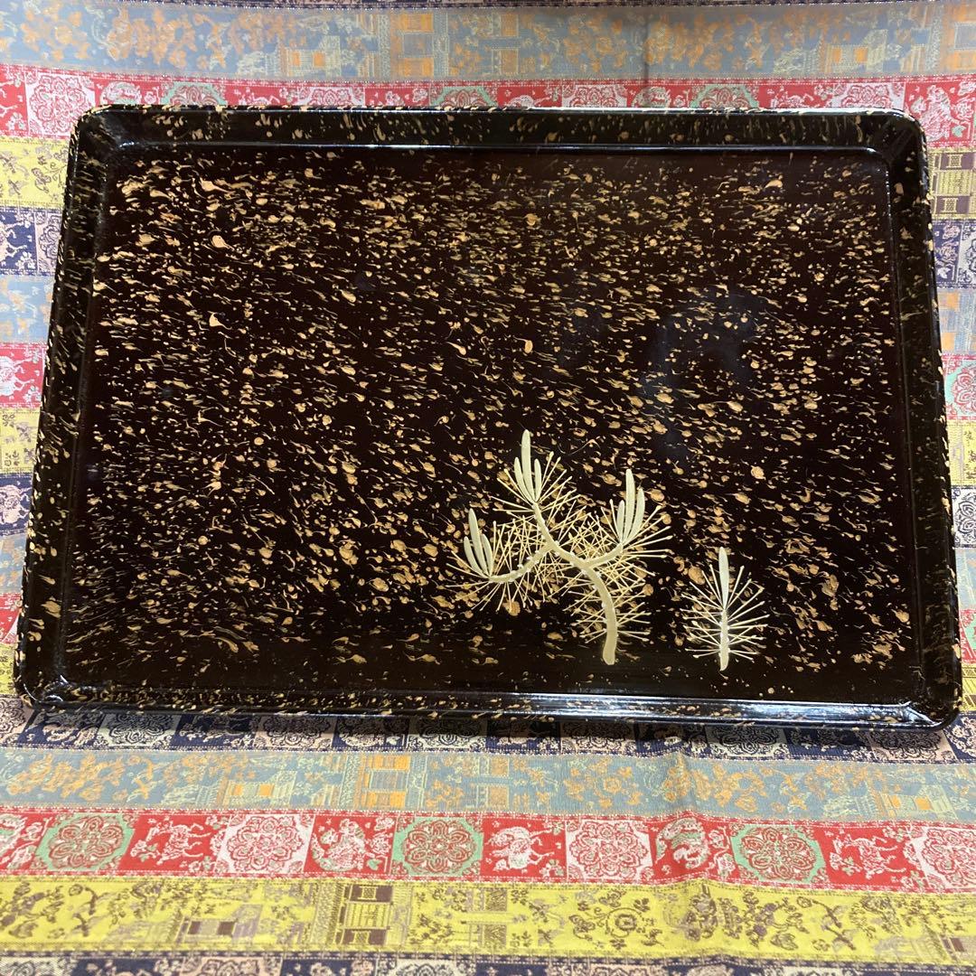 松葉柄 漆塗菓子器揃 ビロードに覆われた木箱入り5品